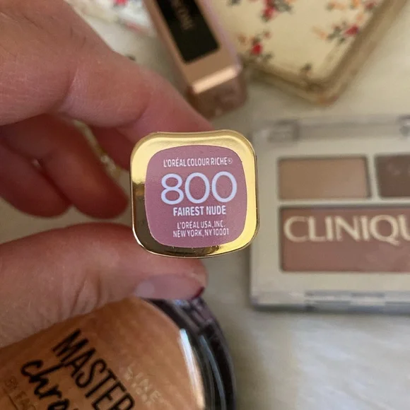 Makeup bundle 7 items - Picture 9 of 9